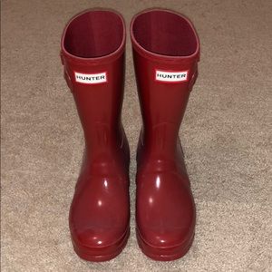 Short Red Hunter Rainboots- size 5m/6f